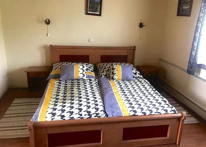 Couette-café Convoy Panzio Szajol