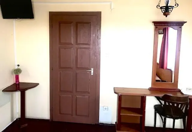 Couette-café Convoy Panzio *