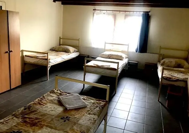 Couette-café Convoy Panzio